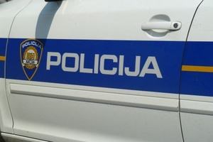 Slika /A Nove Fotke/policija1.jpg